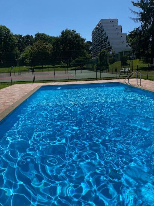 Superbe T3 Lumineux Sur Parc Arbore Avec Piscine أنغليه المظهر الخارجي الصورة